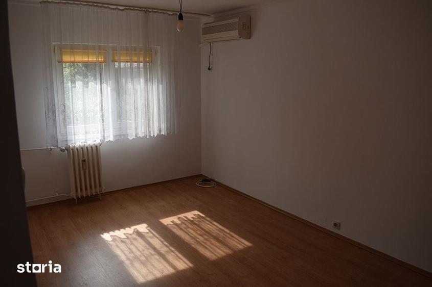 Apartament 4 camere de vanzare Oradea - 8