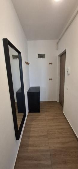 Apartament cu 2 camere semidecomandat în Exterior Vest