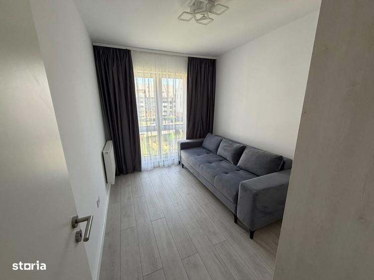 Apartament cu 3 camere în Tractorul