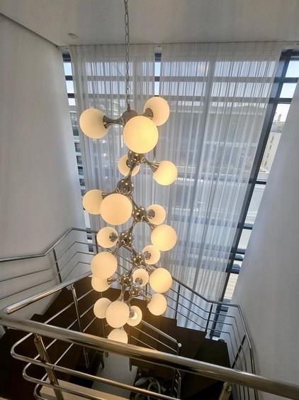 Penthouse cu 5 camere, mobilat în Tei