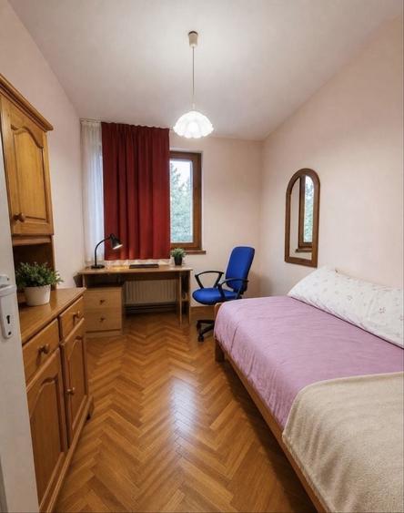Apartament cu 3 camere decomandat în Cornișa