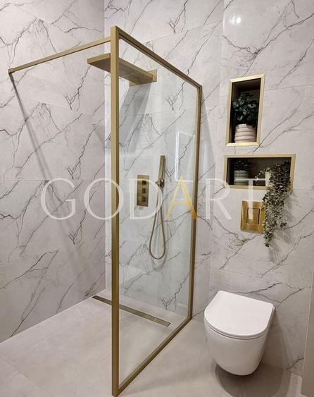 Apartament cu 4 camere decomandat în Dacia