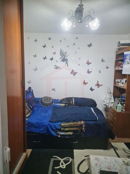 Apartament cu 2 camere semidecomandat în Micro 19