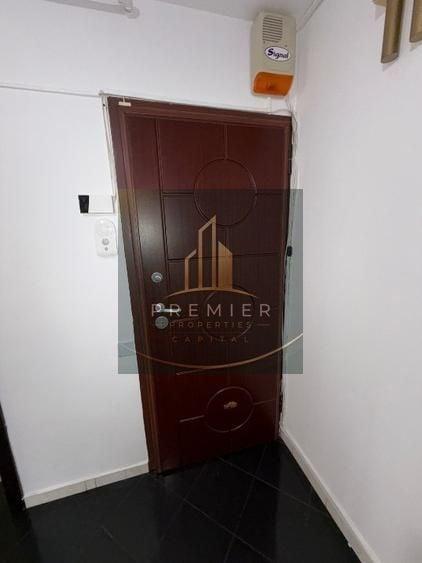 Apartament cu 4 camere decomandat, mobilat în Crângași