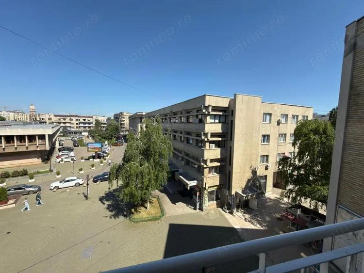 Apartament cu 2 camere- Ultracentral - 1
