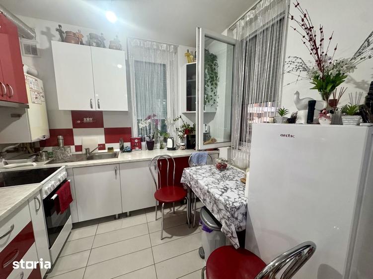 Apartament cu 2 camere semidecomandat în Subcetate