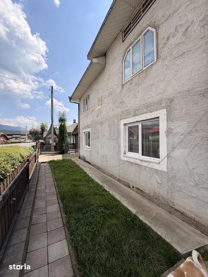 Casă cu 4 camere cu Teren 1024 Mp în Central
