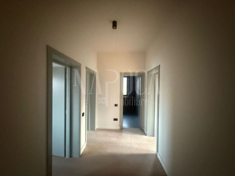 Duplex cu 4 camere cu Canalizare în Făget