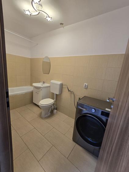 Casă cu 4 camere în Traian