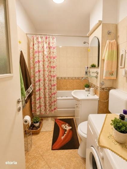 Apartament cu 2 camere decomandat în Micro 17