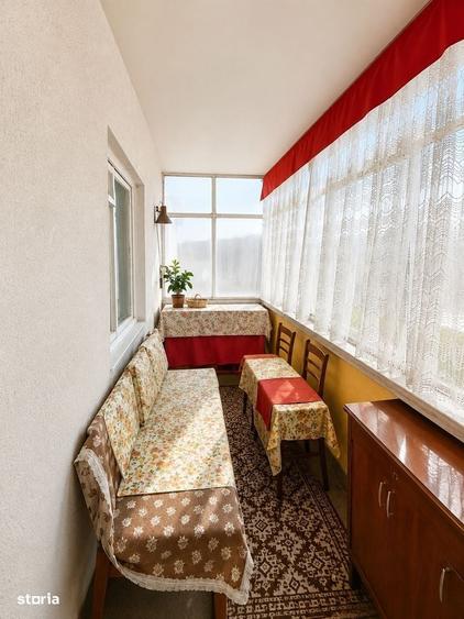 Apartament cu 3 camere decomandat în Nufărul