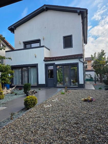 Casă individuală cu 3 camere cu Teren 300 Mp în Agigea