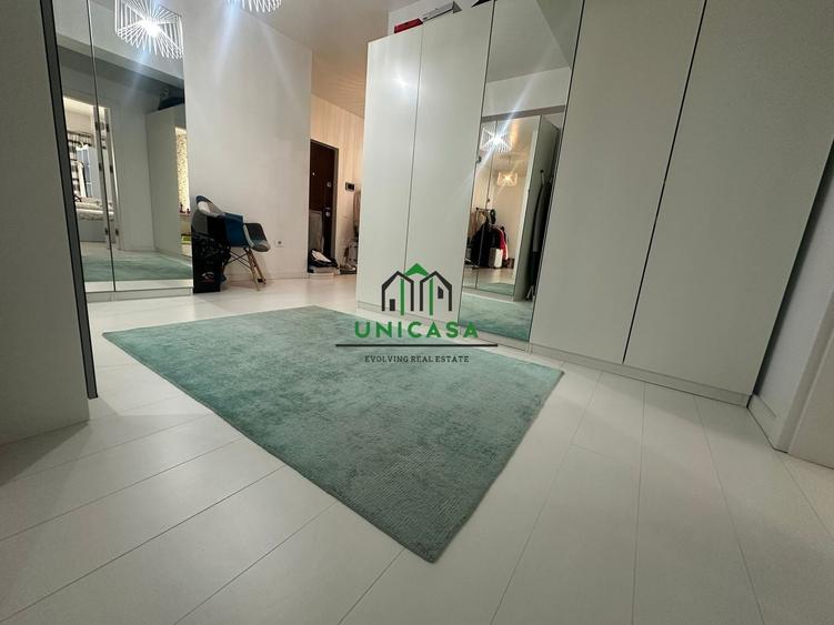 Apartament cu 4 camere decomandat, mobilat în 1 Mai