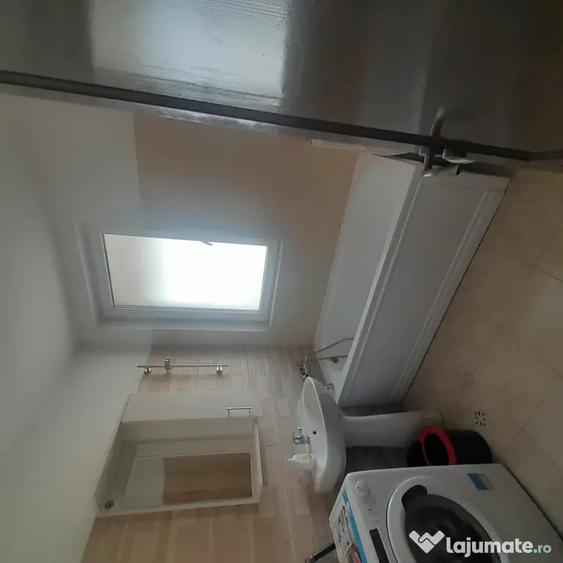 Garsonieră semidecomandată în Central