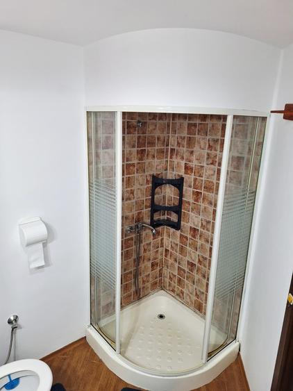 Apartament cu 2 camere semidecomandat în Exterior Vest