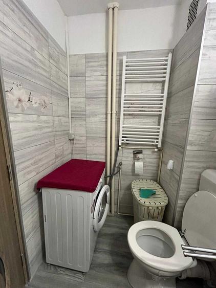Apartament cu 2 camere decomandat în Podgoria