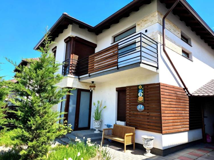 Casă cu 4 camere cu Teren 400 Mp în Central