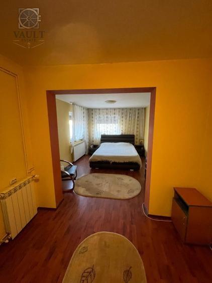 Casă individuală cu 4 camere cu Canalizare în Rahova