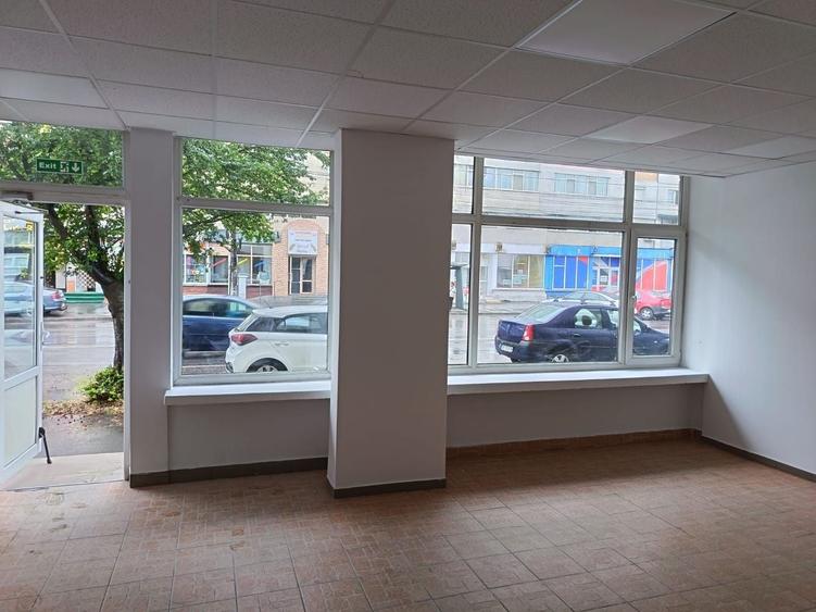 Spațiu comercial, de 55.430000305176 mp, în Vidin-Progresul