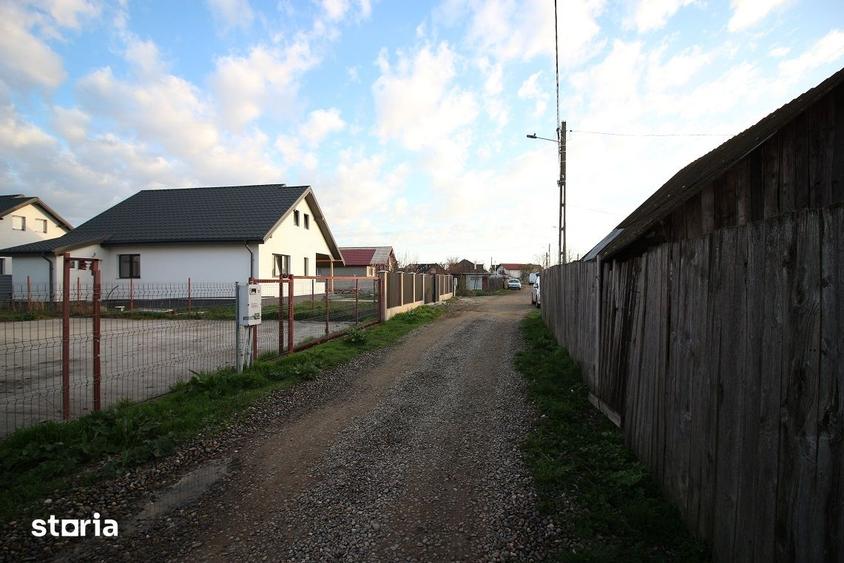 Teren de 1291 mp, în Letea