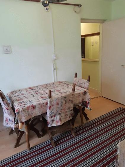 Apartament cu 2 camere semidecomandat în Trivale