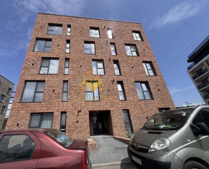 Apartament cu 2 camere semidecomandat în Florești