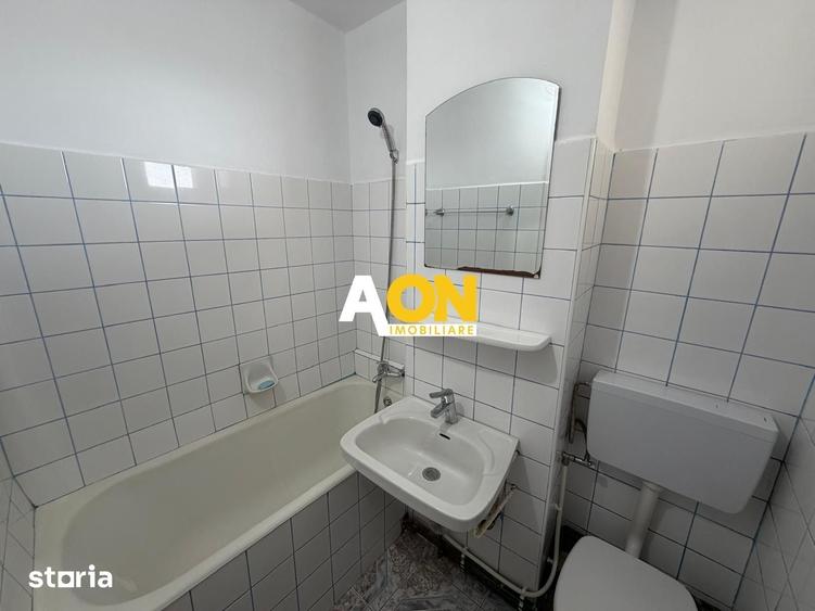 Apartament cu 3 camere în Cetate
