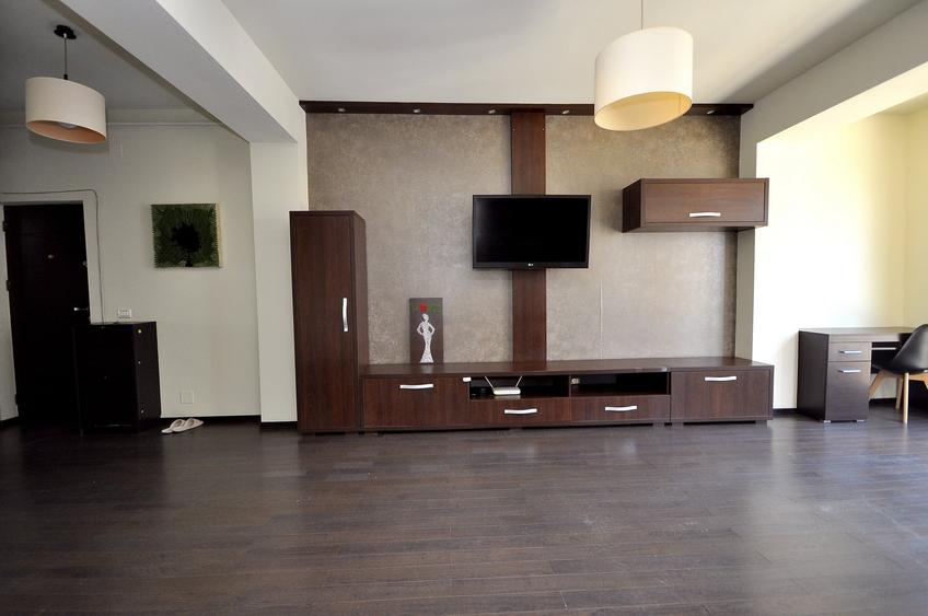 Apartament cu 2 camere în Drumul Taberei