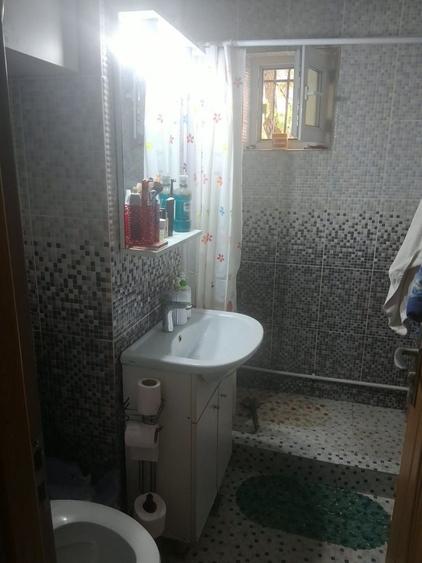 Apartament cu 3 camere semidecomandat în Alexandru cel Bun