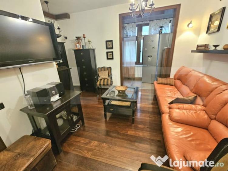 Apartament cu 3 camere decomandat în Central