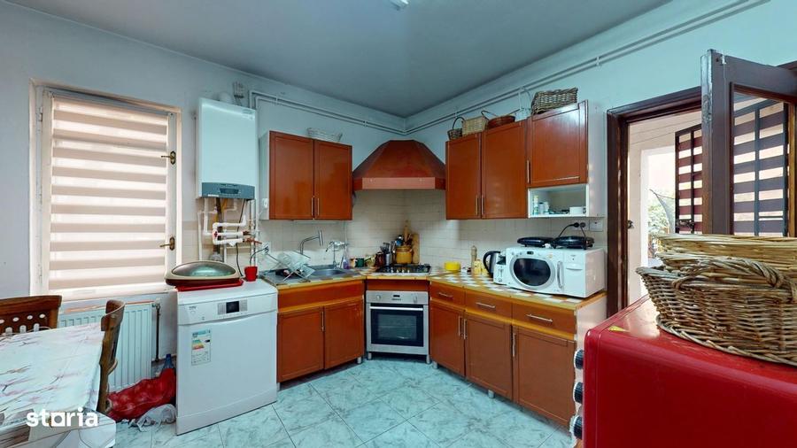 Casă cu 4 camere cu Teren 337 Mp în Dămăroaia