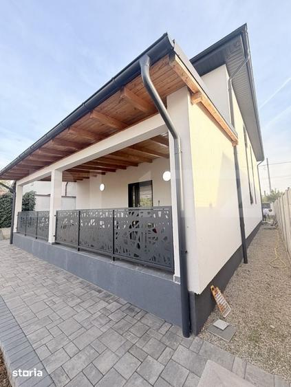 Casă cu 5 camere cu Teren 500 Mp în Central
