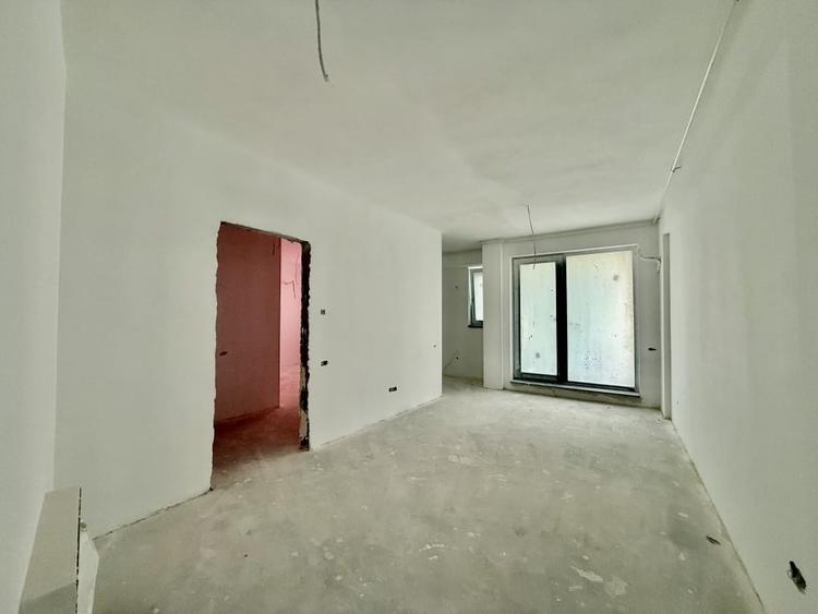 Apartament cu 2 camere semidecomandat în Moșilor