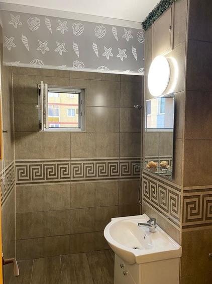 Apartament cu 3 camere decomandat în Vasile Aaron