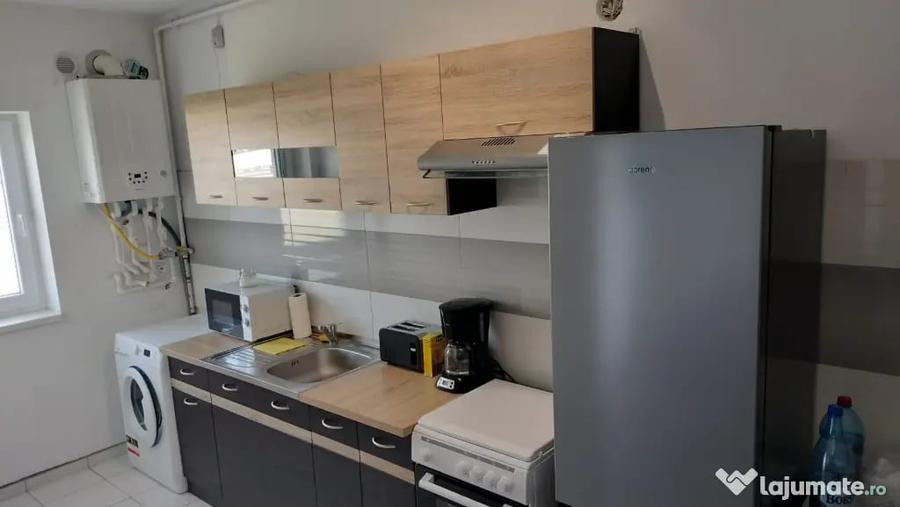 Apartament cu 3 camere decomandat în Șelimbăr