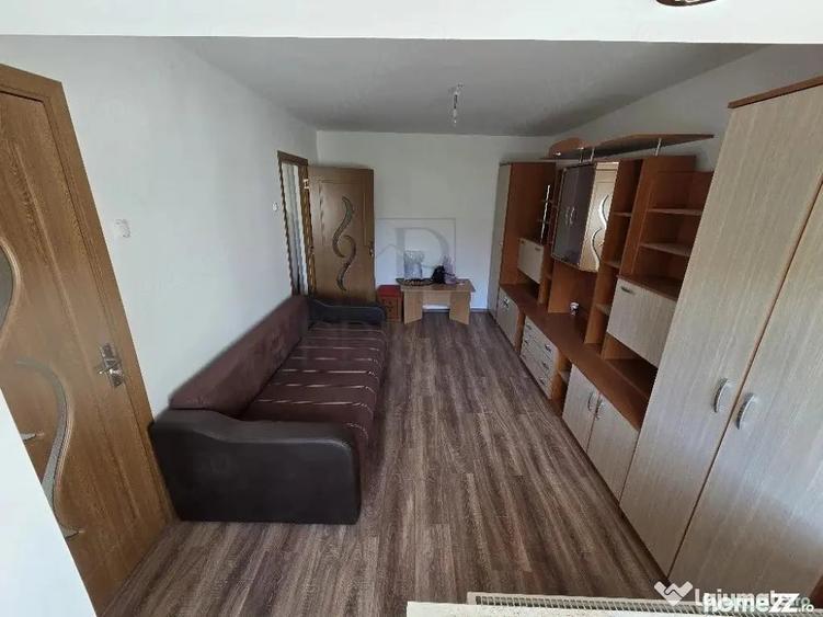 Garsonieră semidecomandată în Lipovei