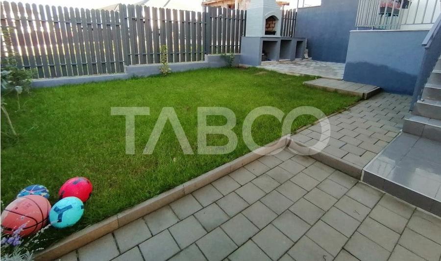 Duplex cu 5 camere cu Canalizare în Cisnădie