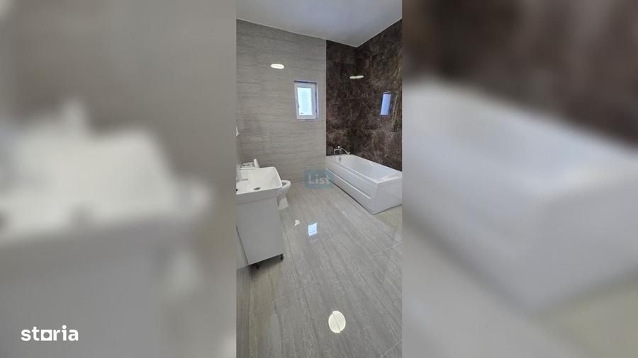 Casă cu 3 camere în Central