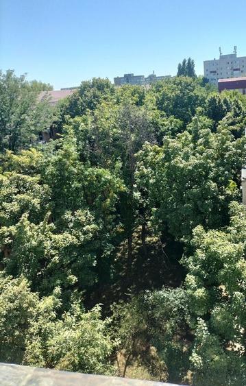 Apartament cu 2 camere decomandat în Brâncoveanu