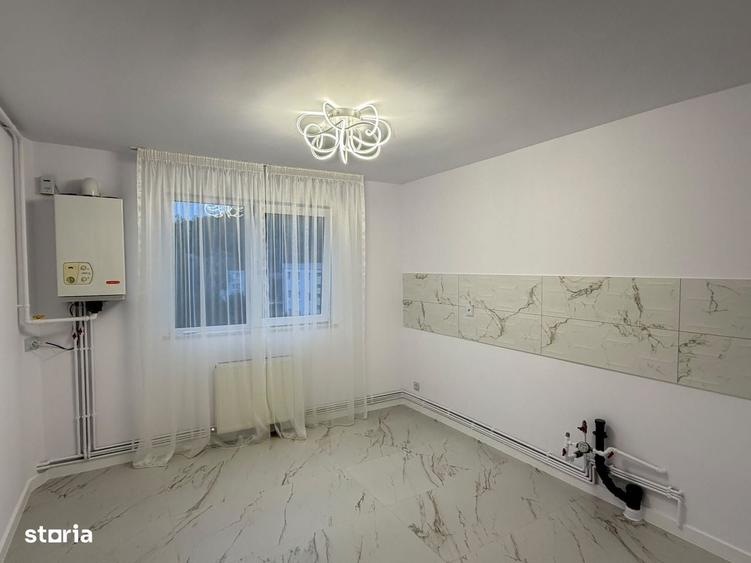 Apartament cu 2 camere decomandat în Noua