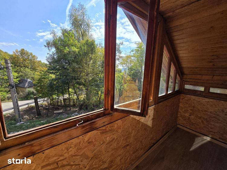 Casă cu 3 camere cu Teren 430 Mp în Cornu