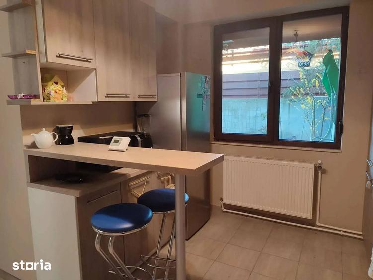 Apartament cu 4 camere în Central