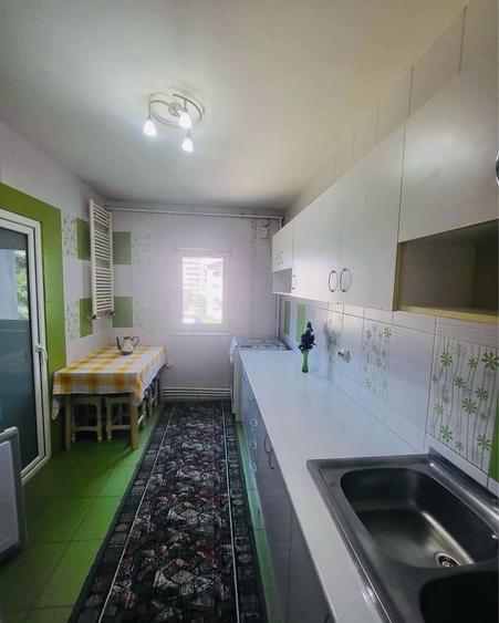 Apartament cu 2 camere decomandat în Gară