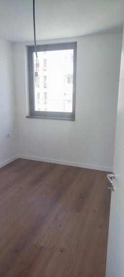 Penthouse cu 3 camere nedecomandat în Titan