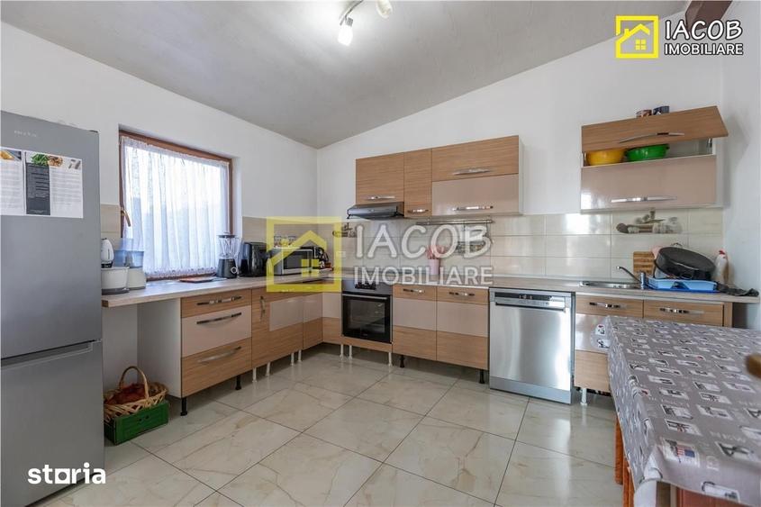 Casă cu 4 camere cu Teren 544 Mp în Șerbănești