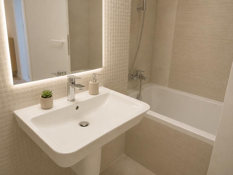 Apartament cu 2 camere decomandat în Aviației