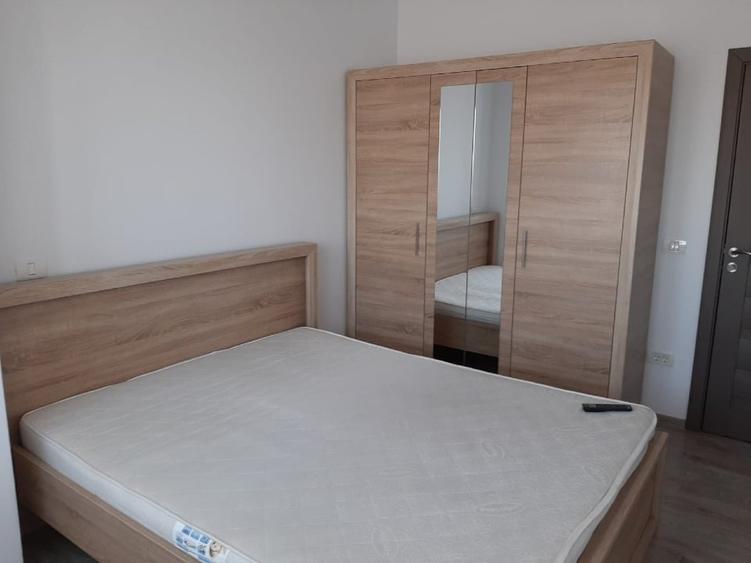Apartament cu 2 camere decomandat, mobilat în Berceni