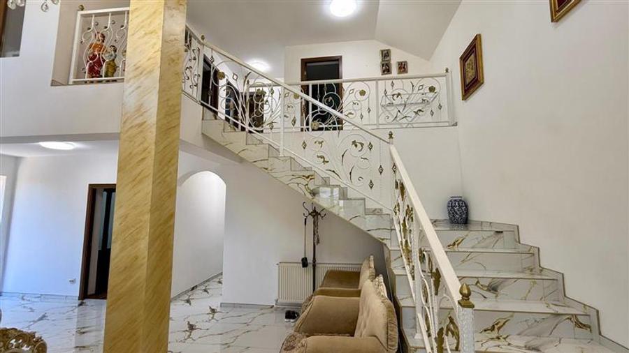 Casa de vanzare in Galata - 4