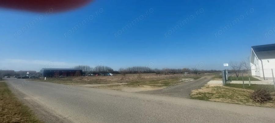 Teren de 590 mp, în Șag