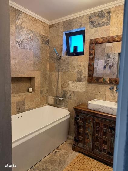 Apartament cu 4 camere în Central